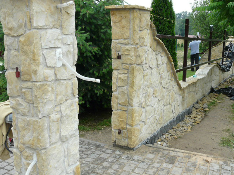 Ogrodzenie z kamienia Piaskowiec