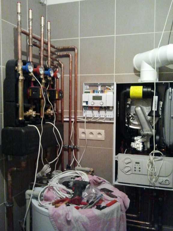Montaż kotłowni gazowej z kotłem ecoTEC firmy Vaillant